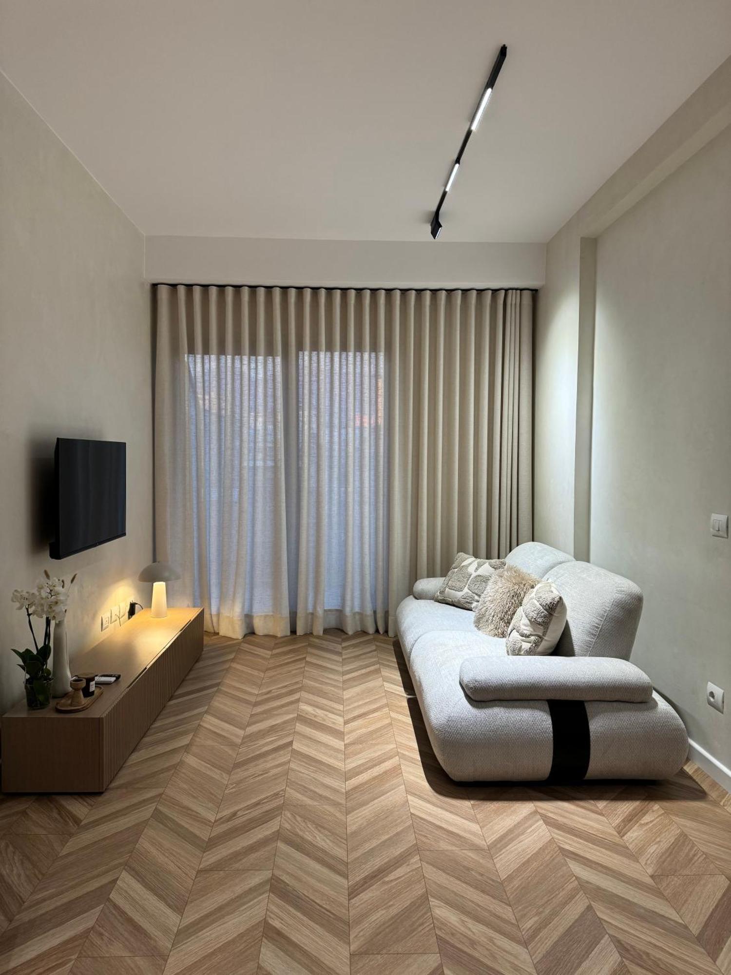 Square Garden Aparthotel Tirana